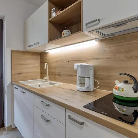 Silva 5 Mit Garten Und Grill Apartment
